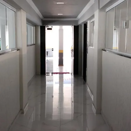 Apartamento A 100 Metros Da Praia Do Forte - Algodoal Cabo Frío Exterior foto